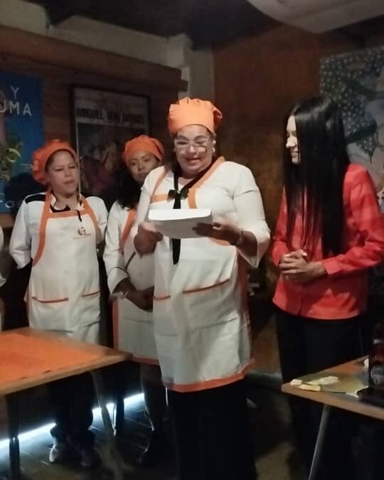 Celebración del día de la Gastronomía Venezolana junto a egresadas de Trabajo Y Persona