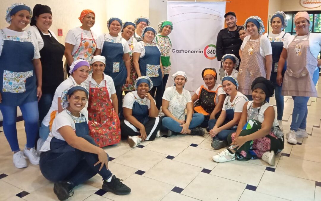 Participantes de Emprendimiento y Nutrición recibieron clases del chef Marco Mavuli