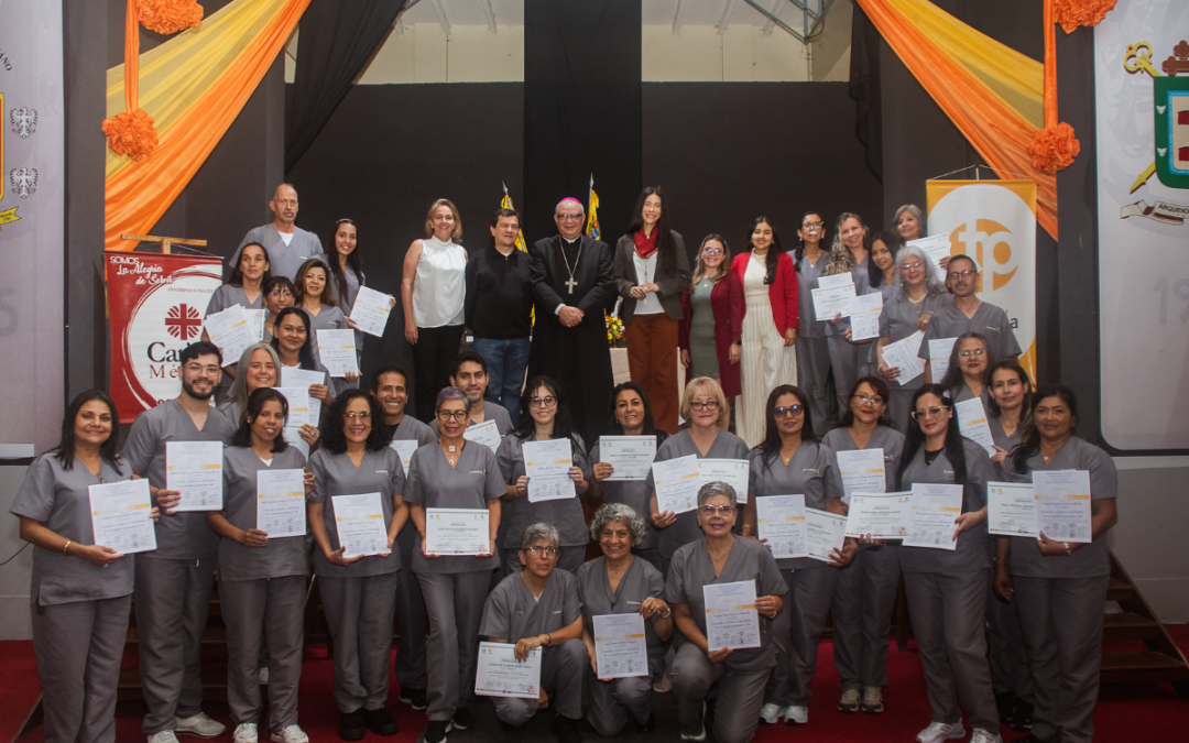 Trabajo y Persona entregó certificados del programa Cuidadores 360 en Mérida y Petare