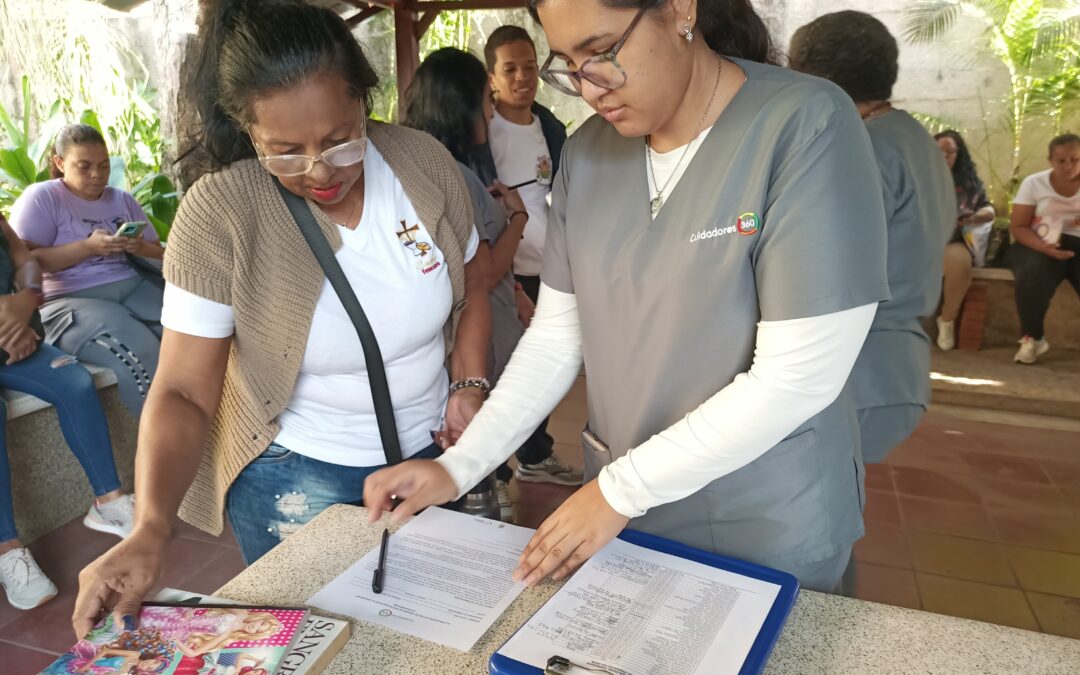 Más de 40 participantes se forman como Cuidadores Integrales en Petare a través del programa Cuidadores 360