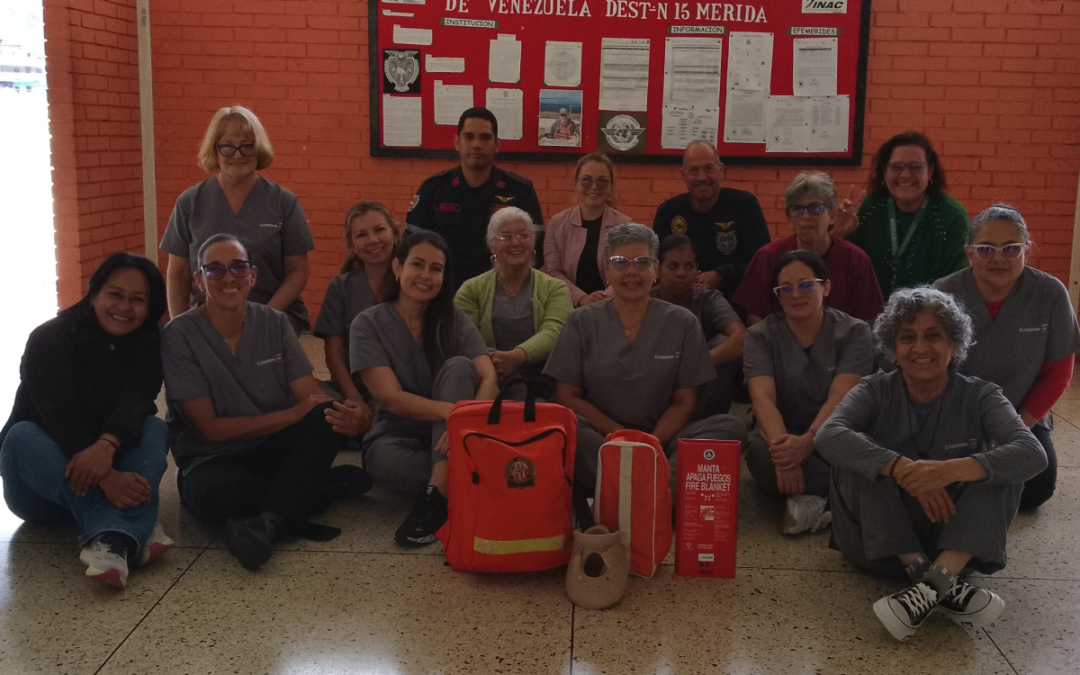 Cuidadores 360 fortaleció conocimientos en primeros auxilios junto a los Bomberos Aeronáuticos de Mérida